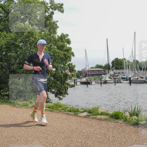 22.06.2025 - Viking Triathlon KatJ http://msf.ph/oto/8135018 22.06.2025 14:18:06 Laufen 194, 343 meine-sportfotos.de