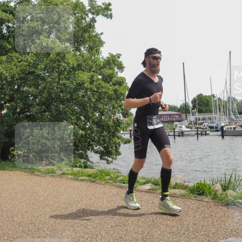 22.06.2025 - Viking Triathlon KatJ http://msf.ph/oto/8135088 22.06.2025 14:18:57 Laufen 311 meine-sportfotos.de