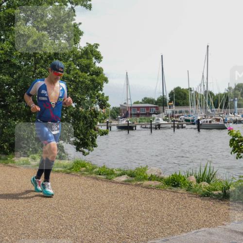 22.06.2025 - Viking Triathlon KatJ http://msf.ph/oto/8135125 22.06.2025 14:19:27 Laufen 135 meine-sportfotos.de