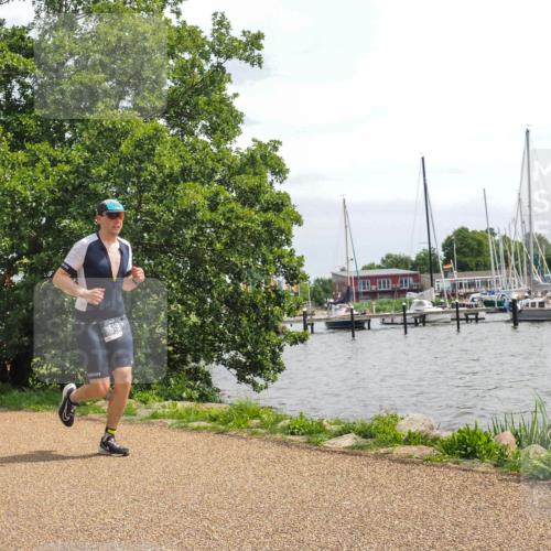 22.06.2025 - Viking Triathlon KatJ http://msf.ph/oto/8135162 22.06.2025 14:19:55 Laufen 519 meine-sportfotos.de