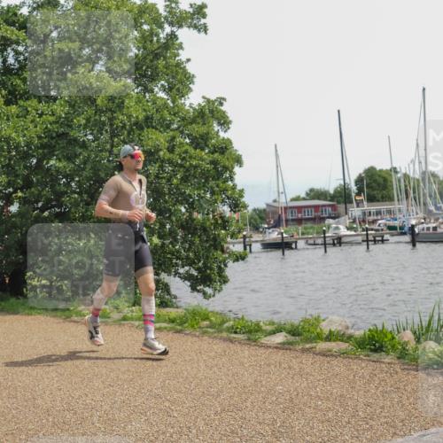 22.06.2025 - Viking Triathlon KatJ http://msf.ph/oto/8135172 22.06.2025 14:20:04 Laufen 464 meine-sportfotos.de