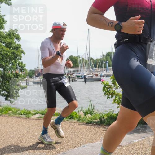 22.06.2025 - Viking Triathlon KatJ http://msf.ph/oto/8135275 22.06.2025 14:20:55 Laufen 448, 473 meine-sportfotos.de