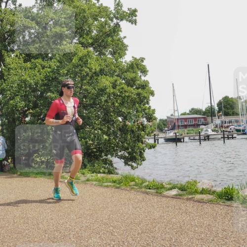 22.06.2025 - Viking Triathlon KatJ http://msf.ph/oto/8135301 22.06.2025 14:21:33 Laufen 429 meine-sportfotos.de