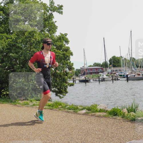22.06.2025 - Viking Triathlon KatJ http://msf.ph/oto/8135304 22.06.2025 14:21:33 Laufen 429 meine-sportfotos.de