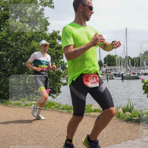22.06.2025 - Viking Triathlon KatJ http://msf.ph/oto/8135334 22.06.2025 14:21:51 Laufen 64, 209, 654 meine-sportfotos.de