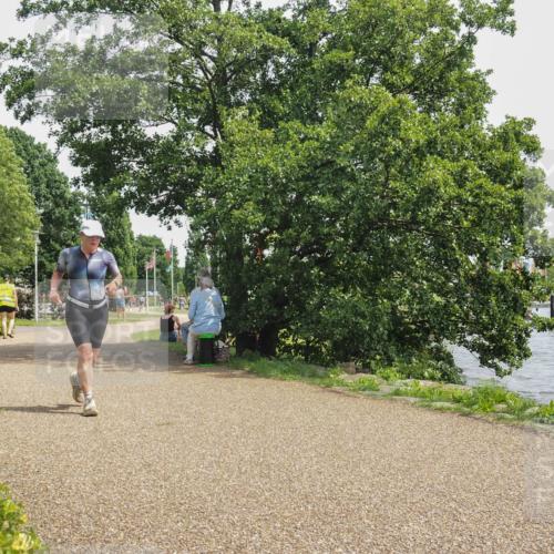 22.06.2025 - Viking Triathlon KatJ http://msf.ph/oto/8135343 22.06.2025 14:22:14 Laufen 454 meine-sportfotos.de