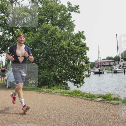 22.06.2025 - Viking Triathlon KatJ http://msf.ph/oto/8135449 22.06.2025 14:23:58 Laufen 54 meine-sportfotos.de