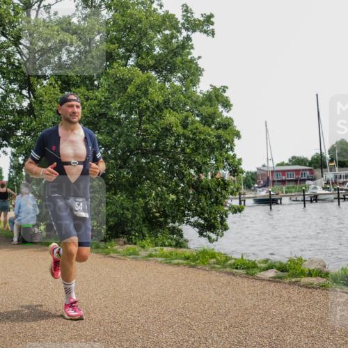 22.06.2025 - Viking Triathlon KatJ http://msf.ph/oto/8135450 22.06.2025 14:23:58 Laufen 54 meine-sportfotos.de