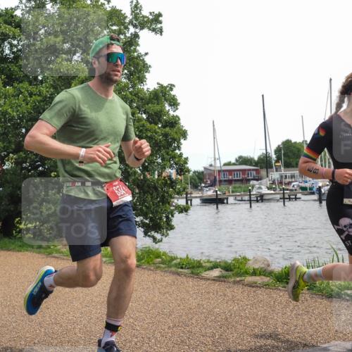 22.06.2025 - Viking Triathlon KatJ http://msf.ph/oto/8135475 22.06.2025 14:24:07 Laufen 88, 207, 451, 634 meine-sportfotos.de