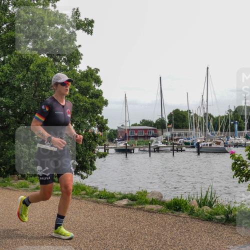 22.06.2025 - Viking Triathlon KatJ http://msf.ph/oto/8135508 22.06.2025 14:24:35 Laufen 196, 221 meine-sportfotos.de