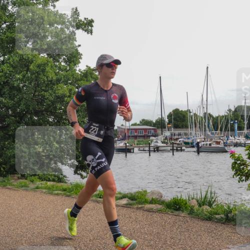 22.06.2025 - Viking Triathlon KatJ http://msf.ph/oto/8135510 22.06.2025 14:24:36 Laufen 196, 221 meine-sportfotos.de