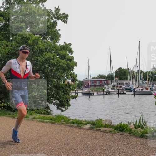22.06.2025 - Viking Triathlon KatJ http://msf.ph/oto/8135514 22.06.2025 14:24:37 Laufen 196, 221 meine-sportfotos.de