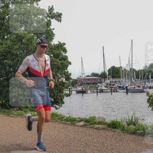 22.06.2025 - Viking Triathlon KatJ http://msf.ph/oto/8135516 22.06.2025 14:24:37 Laufen 196, 221 meine-sportfotos.de