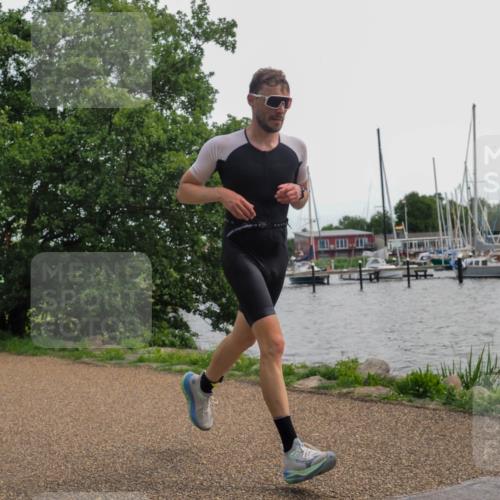 22.06.2025 - Viking Triathlon KatJ http://msf.ph/oto/8135541 22.06.2025 14:25:08 Laufen 233, 436, 536 meine-sportfotos.de