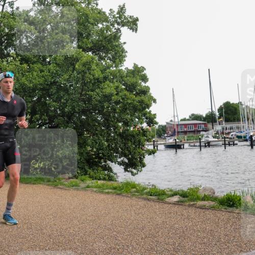 22.06.2025 - Viking Triathlon KatJ http://msf.ph/oto/8135551 22.06.2025 14:25:19 Laufen 187 meine-sportfotos.de