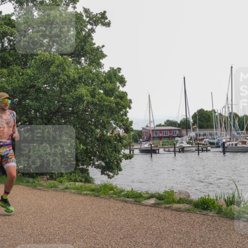 22.06.2025 - Viking Triathlon KatJ http://msf.ph/oto/8135572 22.06.2025 14:25:39 Laufen 501, 517 meine-sportfotos.de