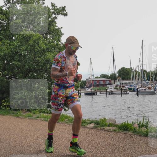 22.06.2025 - Viking Triathlon KatJ http://msf.ph/oto/8135578 22.06.2025 14:25:40 Laufen 501, 517 meine-sportfotos.de