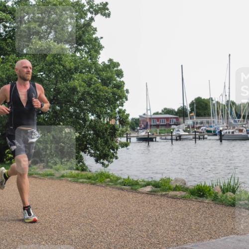 22.06.2025 - Viking Triathlon KatJ http://msf.ph/oto/8135602 22.06.2025 14:25:49 Laufen 325 meine-sportfotos.de