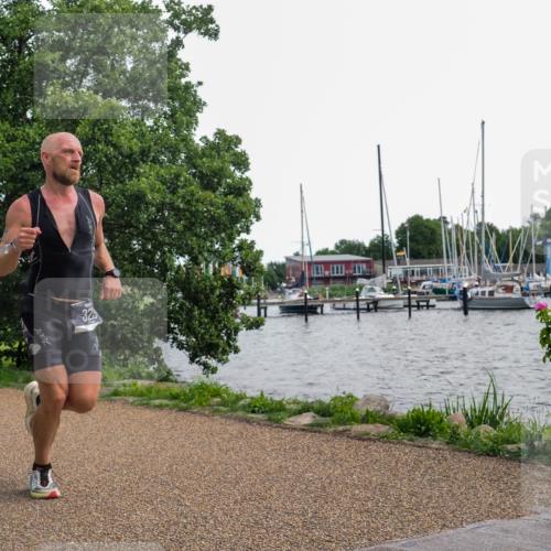 22.06.2025 - Viking Triathlon KatJ http://msf.ph/oto/8135603 22.06.2025 14:25:49 Laufen 325 meine-sportfotos.de