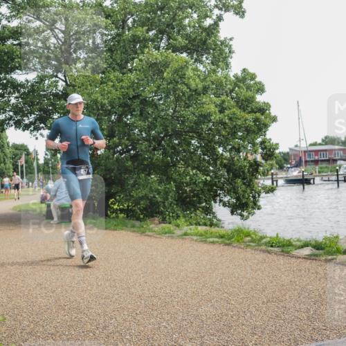 22.06.2025 - Viking Triathlon KatJ http://msf.ph/oto/8135646 22.06.2025 14:26:17 Laufen 320, 457 meine-sportfotos.de