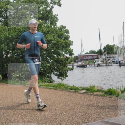 22.06.2025 - Viking Triathlon KatJ http://msf.ph/oto/8135651 22.06.2025 14:26:17 Laufen 320, 457 meine-sportfotos.de