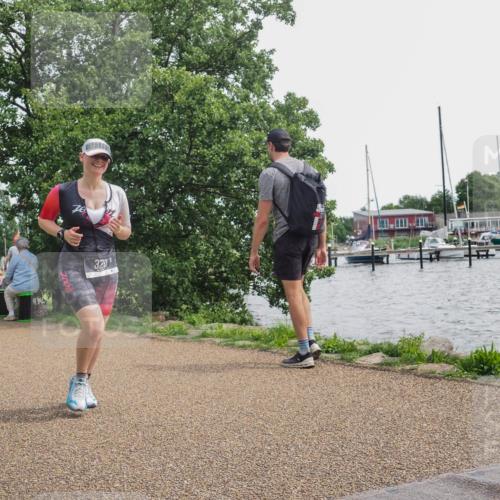 22.06.2025 - Viking Triathlon KatJ http://msf.ph/oto/8135655 22.06.2025 14:26:19 Laufen 320, 457 meine-sportfotos.de