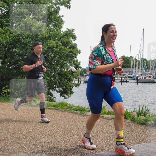 22.06.2025 - Viking Triathlon KatJ http://msf.ph/oto/8135694 22.06.2025 14:27:07 Laufen 38, 656, 660 meine-sportfotos.de