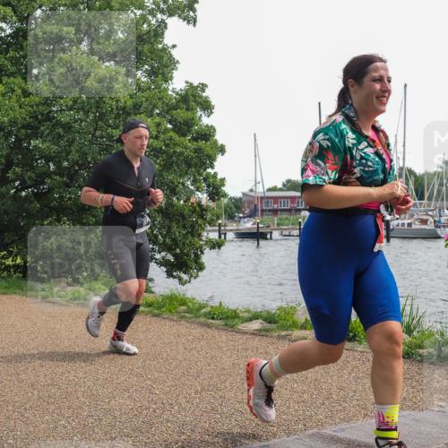 22.06.2025 - Viking Triathlon KatJ http://msf.ph/oto/8135695 22.06.2025 14:27:07 Laufen 38, 656, 660 meine-sportfotos.de