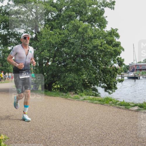 22.06.2025 - Viking Triathlon KatJ http://msf.ph/oto/8135711 22.06.2025 14:27:17 Laufen 109, 254, 301 meine-sportfotos.de