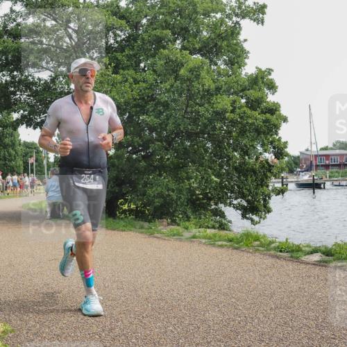 22.06.2025 - Viking Triathlon KatJ http://msf.ph/oto/8135712 22.06.2025 14:27:17 Laufen 109, 254, 301 meine-sportfotos.de