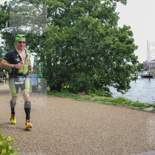 22.06.2025 - Viking Triathlon KatJ http://msf.ph/oto/8135744 22.06.2025 14:27:41 Laufen 261 meine-sportfotos.de