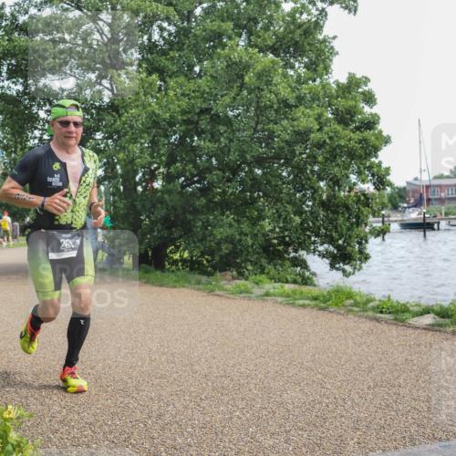 22.06.2025 - Viking Triathlon KatJ http://msf.ph/oto/8135745 22.06.2025 14:27:41 Laufen 261 meine-sportfotos.de