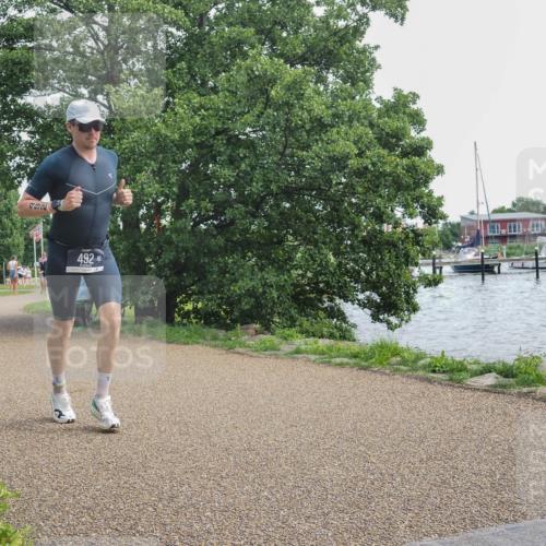 22.06.2025 - Viking Triathlon KatJ http://msf.ph/oto/8135765 22.06.2025 14:27:50 Laufen 492 meine-sportfotos.de