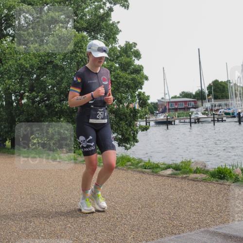 22.06.2025 - Viking Triathlon KatJ http://msf.ph/oto/8135790 22.06.2025 14:28:06 Laufen 251 meine-sportfotos.de