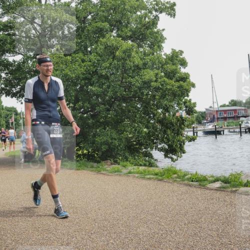 22.06.2025 - Viking Triathlon KatJ http://msf.ph/oto/8135862 22.06.2025 14:29:37 Laufen 223 meine-sportfotos.de