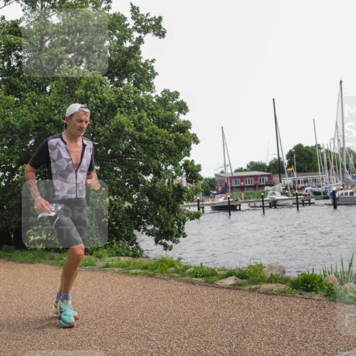 22.06.2025 - Viking Triathlon KatJ http://msf.ph/oto/8135942 22.06.2025 14:30:59 Laufen 146, 550 meine-sportfotos.de