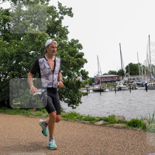 22.06.2025 - Viking Triathlon KatJ http://msf.ph/oto/8135944 22.06.2025 14:30:59 Laufen 146, 550 meine-sportfotos.de