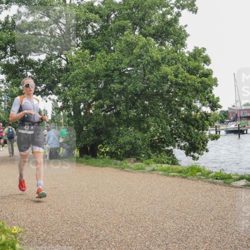 22.06.2025 - Viking Triathlon KatJ http://msf.ph/oto/8136022 22.06.2025 14:32:31 Laufen 43 meine-sportfotos.de