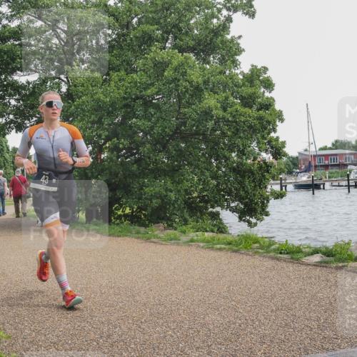 22.06.2025 - Viking Triathlon KatJ http://msf.ph/oto/8136023 22.06.2025 14:32:31 Laufen 43 meine-sportfotos.de