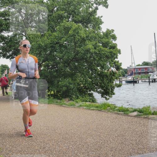 22.06.2025 - Viking Triathlon KatJ http://msf.ph/oto/8136024 22.06.2025 14:32:31 Laufen 43 meine-sportfotos.de