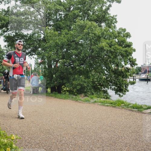 22.06.2025 - Viking Triathlon KatJ http://msf.ph/oto/8136030 22.06.2025 14:32:39 Laufen 330 meine-sportfotos.de