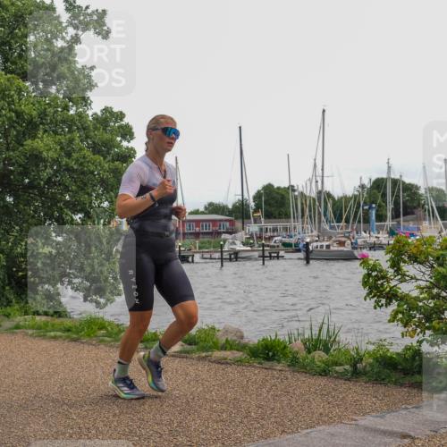 22.06.2025 - Viking Triathlon KatJ http://msf.ph/oto/8136083 22.06.2025 14:33:22 Laufen 18 meine-sportfotos.de