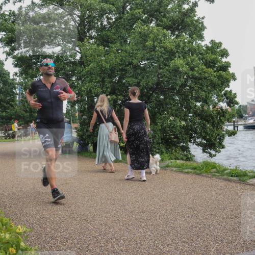 22.06.2025 - Viking Triathlon KatJ http://msf.ph/oto/8136127 22.06.2025 14:34:16 Laufen 395 meine-sportfotos.de