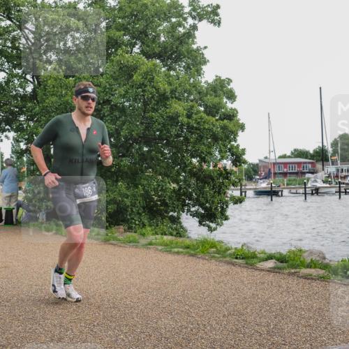 22.06.2025 - Viking Triathlon KatJ http://msf.ph/oto/8136174 22.06.2025 14:34:42 Laufen 55, 186, 621 meine-sportfotos.de