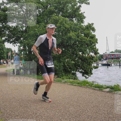 22.06.2025 - Viking Triathlon KatJ http://msf.ph/oto/8136203 22.06.2025 14:35:01 Laufen 264 meine-sportfotos.de
