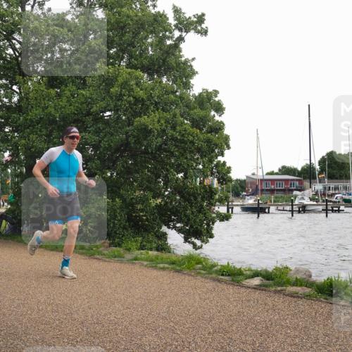 22.06.2025 - Viking Triathlon KatJ http://msf.ph/oto/8136241 22.06.2025 14:35:30 Laufen 390 meine-sportfotos.de