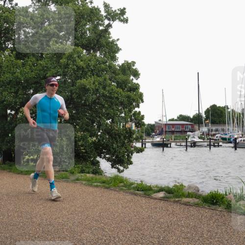 22.06.2025 - Viking Triathlon KatJ http://msf.ph/oto/8136243 22.06.2025 14:35:30 Laufen 390 meine-sportfotos.de