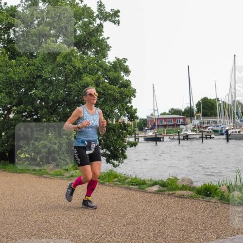 22.06.2025 - Viking Triathlon KatJ http://msf.ph/oto/8136315 22.06.2025 14:36:25 Laufen 197 meine-sportfotos.de