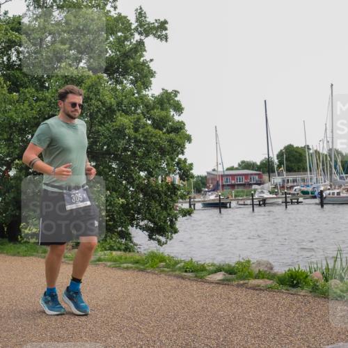 22.06.2025 - Viking Triathlon KatJ http://msf.ph/oto/8136325 22.06.2025 14:36:34 Laufen 305 meine-sportfotos.de