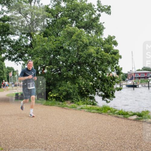 22.06.2025 - Viking Triathlon KatJ http://msf.ph/oto/8136342 22.06.2025 14:36:54 Laufen 24, 630 meine-sportfotos.de
